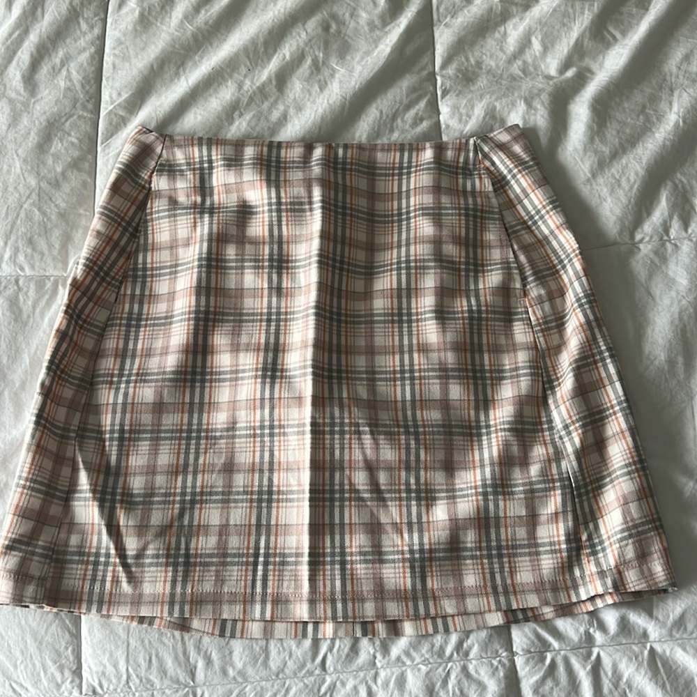 Urban Outfitters plaid skirt with pockets